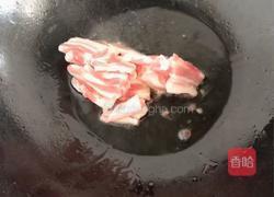 五花肉炒香芹的做法图解3