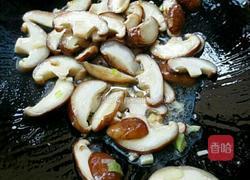 香菇爆炒西蓝花的做法图解8
