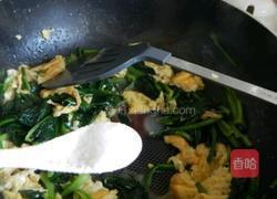 菠菜炒鸡蛋的做法图解7