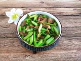 芹菜炒肉