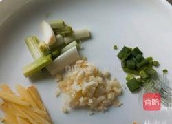 椒盐皮皮虾的做法图解3