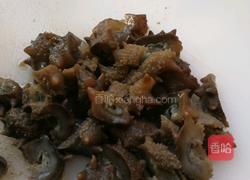 芹菜炒海参的做法图解3