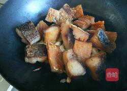 正月十五闹元 湖北红烧腊鱼块的做法图解10
