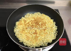 泡面蛋饼的做法图解9