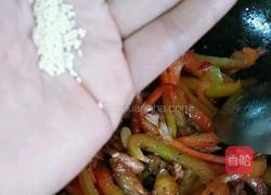 彩椒炒肉片的做法图解8