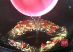香菇汇豆腐的做法图解2