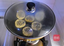 煎红薯饼的做法图解12