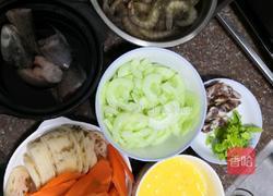黄瓜鸡蛋汤（翡翠金镶玉）的做法图解2