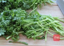 凉拌茼蒿的做法图解1