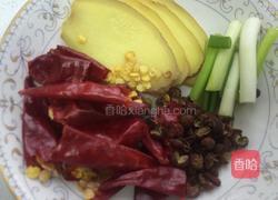 麻辣鹌鹑蛋的做法图解2
