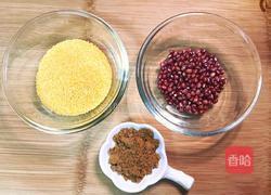 红豆小米粥的做法图解1