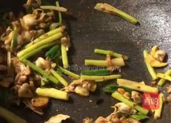 老干妈炒花甲的做法图解6