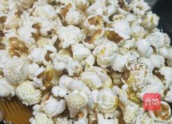 不粘锅版球形爆米花的做法图解2