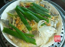 豆酱蒸鱼的做法图解4