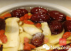 松茸新西兰花胶汤的做法图解5