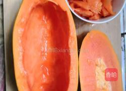 桃胶炖木瓜的做法图解4