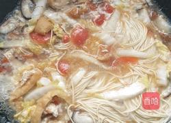 香菇鸡白菜蛋面的做法图解6