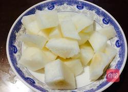 冰糖雪梨银耳羹的做法图解3