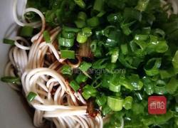 葱油拌面的做法图解4