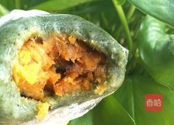 蛋黄肉松艾草青团的做法图解11