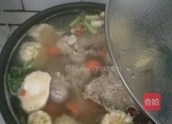 玉米胡箩卜炖筒子骨（电磁炉）的做法图解7