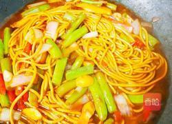 豆角焖面的做法图解3