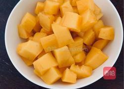芒果椰汁西米露的做法图解3