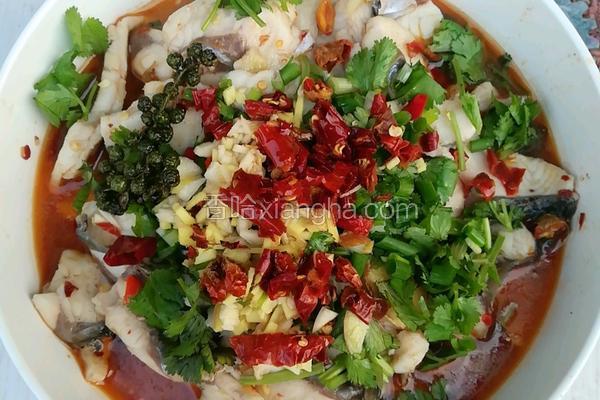 青花椒鱼的做法 菜谱 香哈网