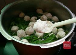 青菜丸子汤的做法图解5