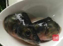 鱼头豆腐汤的做法图解1