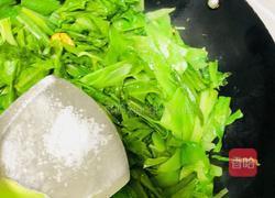 清炒莴笋和莴笋叶的做法图解5