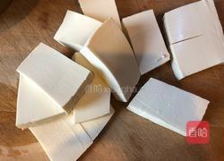 菠萝咕咾豆腐的做法图解2
