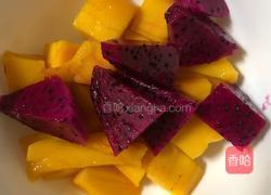 芒果椰汁西米露的做法图解3