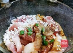 洋葱炒肉条的做法图解3