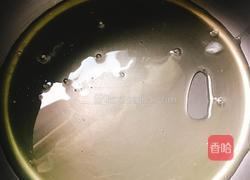 蜂蜜味香葱肉松蛋糕卷（卡仕达酱）的做法图解2