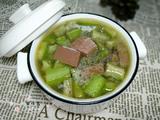 鸭血丝瓜汤