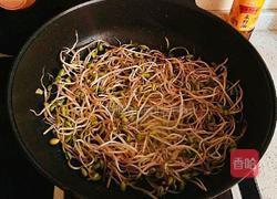 素炒豆芽的做法图解4