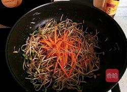 素炒豆芽的做法图解5