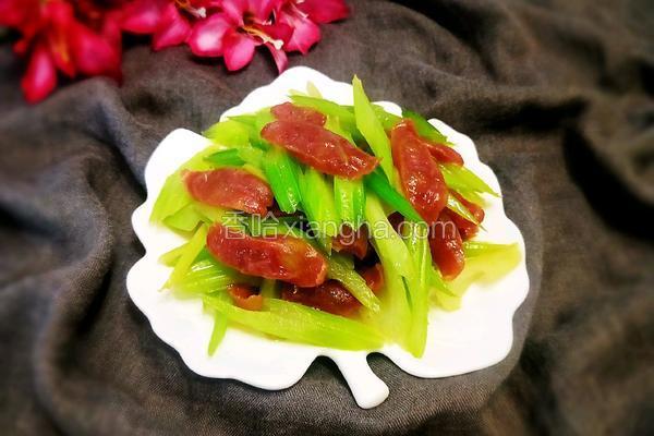 芹菜炒广肠