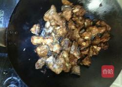 排骨焖土豆的做法图解6
