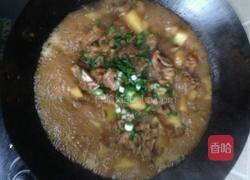 排骨焖土豆的做法图解11