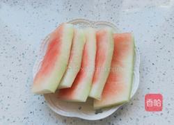 西瓜皮炒肉的做法图解2