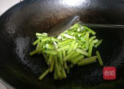 芦笋炒虾仁的做法图解3