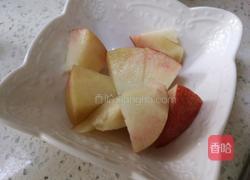 蜜桃苏打气泡水的做法图解1