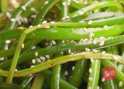 凉拌手撕蒜苔的做法图解7