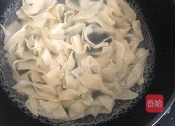 饺子皮油泼面的做法图解3