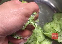 爽脆原味拌黄瓜的做法图解5