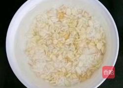 燕麦红薯粥 (宝宝辅食）的做法图解1