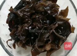 凉拌西湖木耳的做法图解3