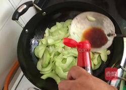 水果黄瓜炒鸡蛋的做法图解11